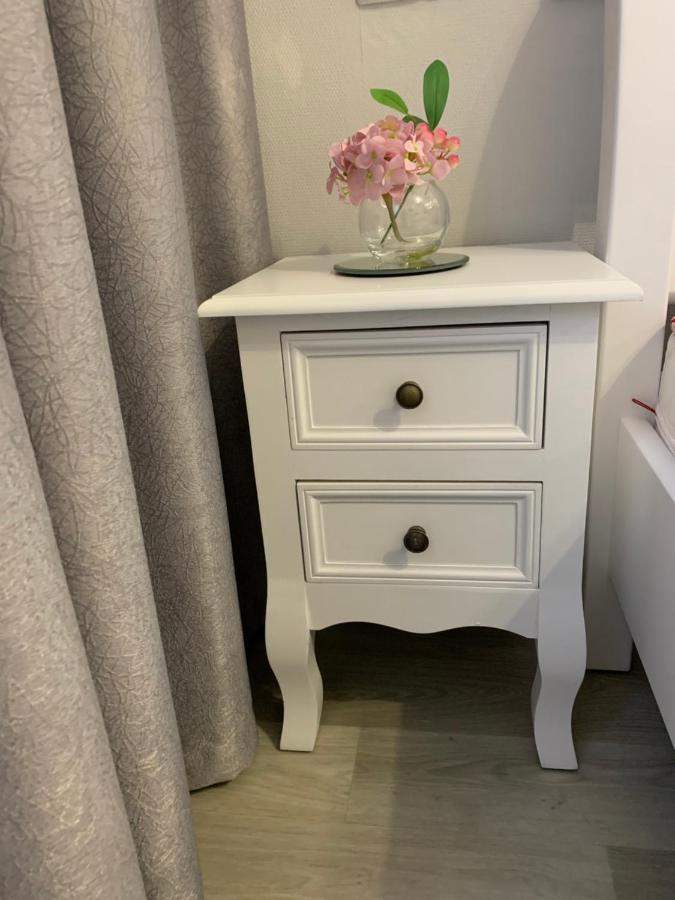 אירפין Apartment Studio Paris 92 מראה חיצוני תמונה